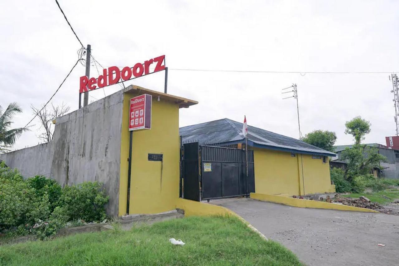 מלון Reddoorz Near Ekowisata Mangrove Belawan מראה חיצוני תמונה